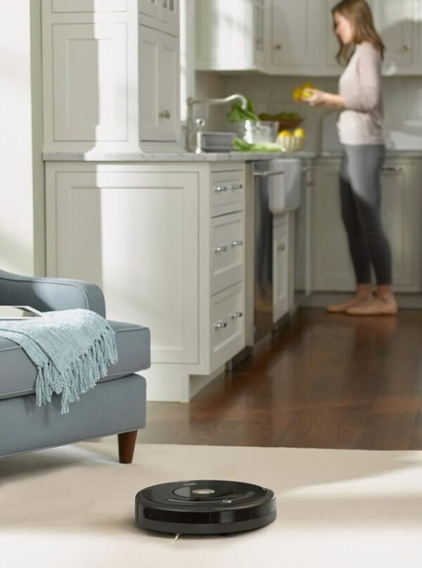 iRobot Roomba: Aspirador y friegasuelos eficiente y versátil - Imagen 6